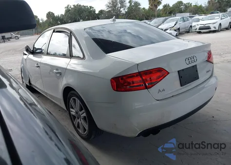 2011 Audi A4 2.0T Premium z USA, uszkodzony, nr VIN WAUAFAFL8BN033518